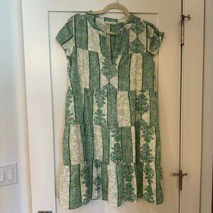 Green Roller Rabbit Printed Dress. Size XS. EUC.